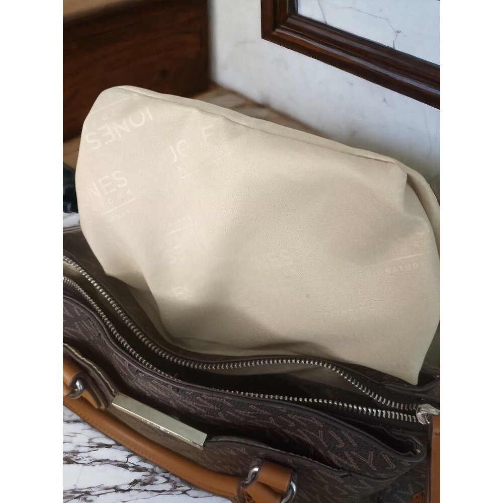 Jones New York Signature Brown / Tan Vinyl Handbag / Satchell / Crossbody Purse - Picture 13 of 16